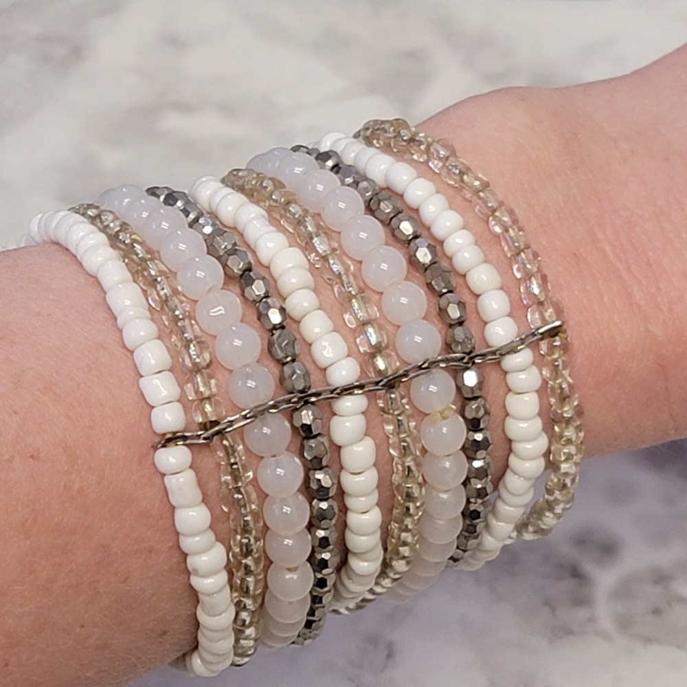 White Multi‎ Strand Beaded Bracelet Silver Tone Stretch Seed Beads Boho Bohemian